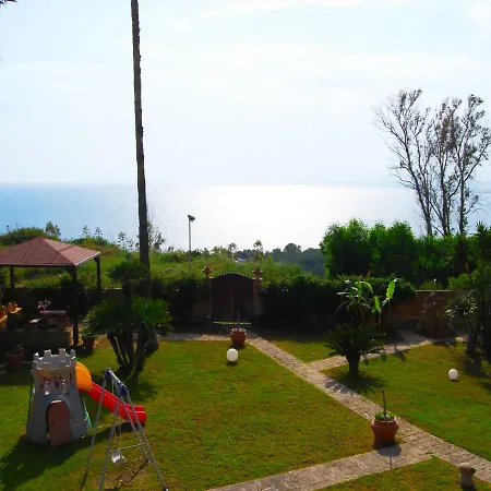 Elegante Con Giardino Sul Mare * 利卡斯戴勒