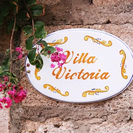 Elegante Con Giardino Sul Mare Le Castella (Calabria)